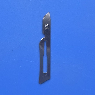 手术刀13